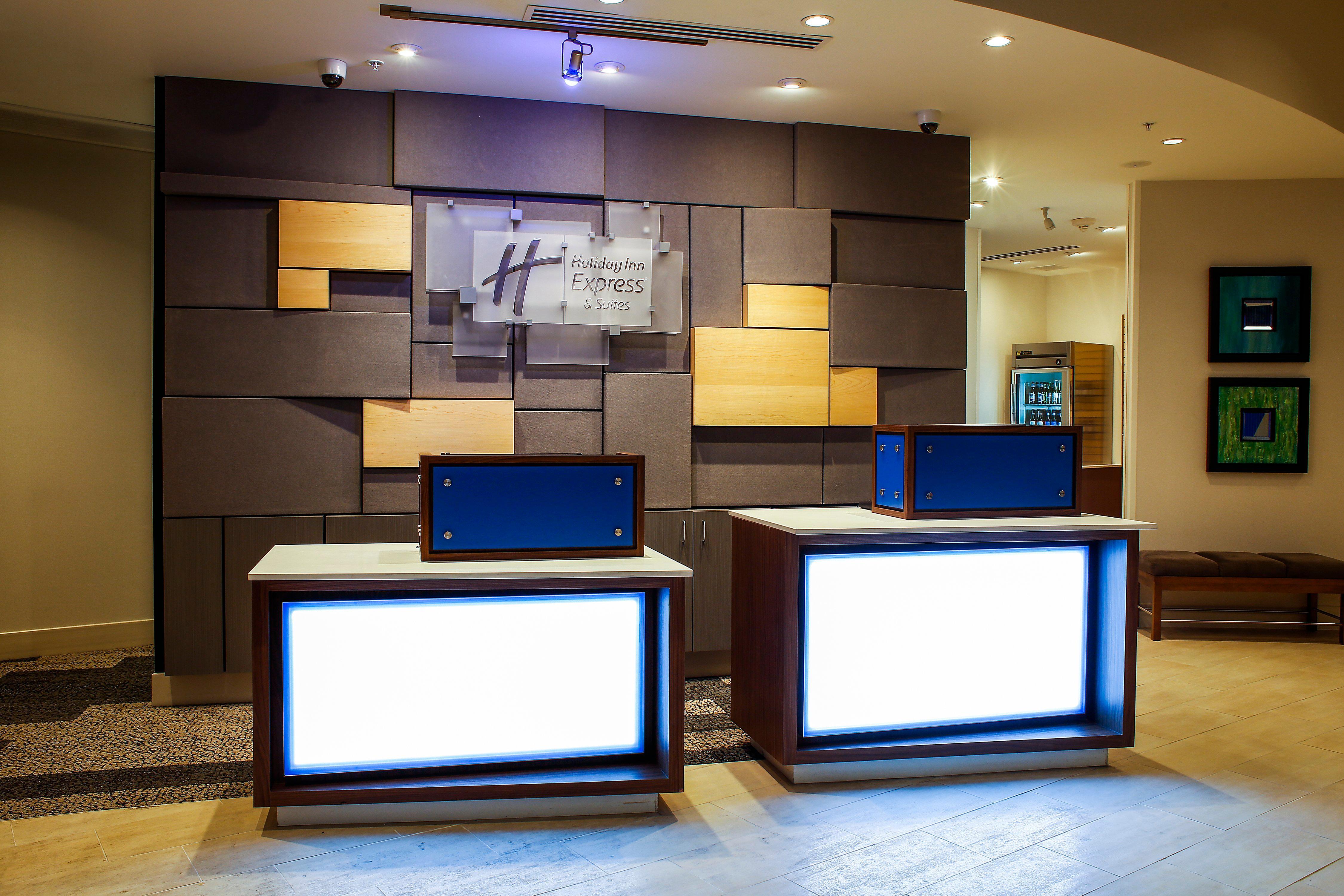 Holiday Inn Express & Suites Downtown Louisville By Ihg Dış mekan fotoğraf