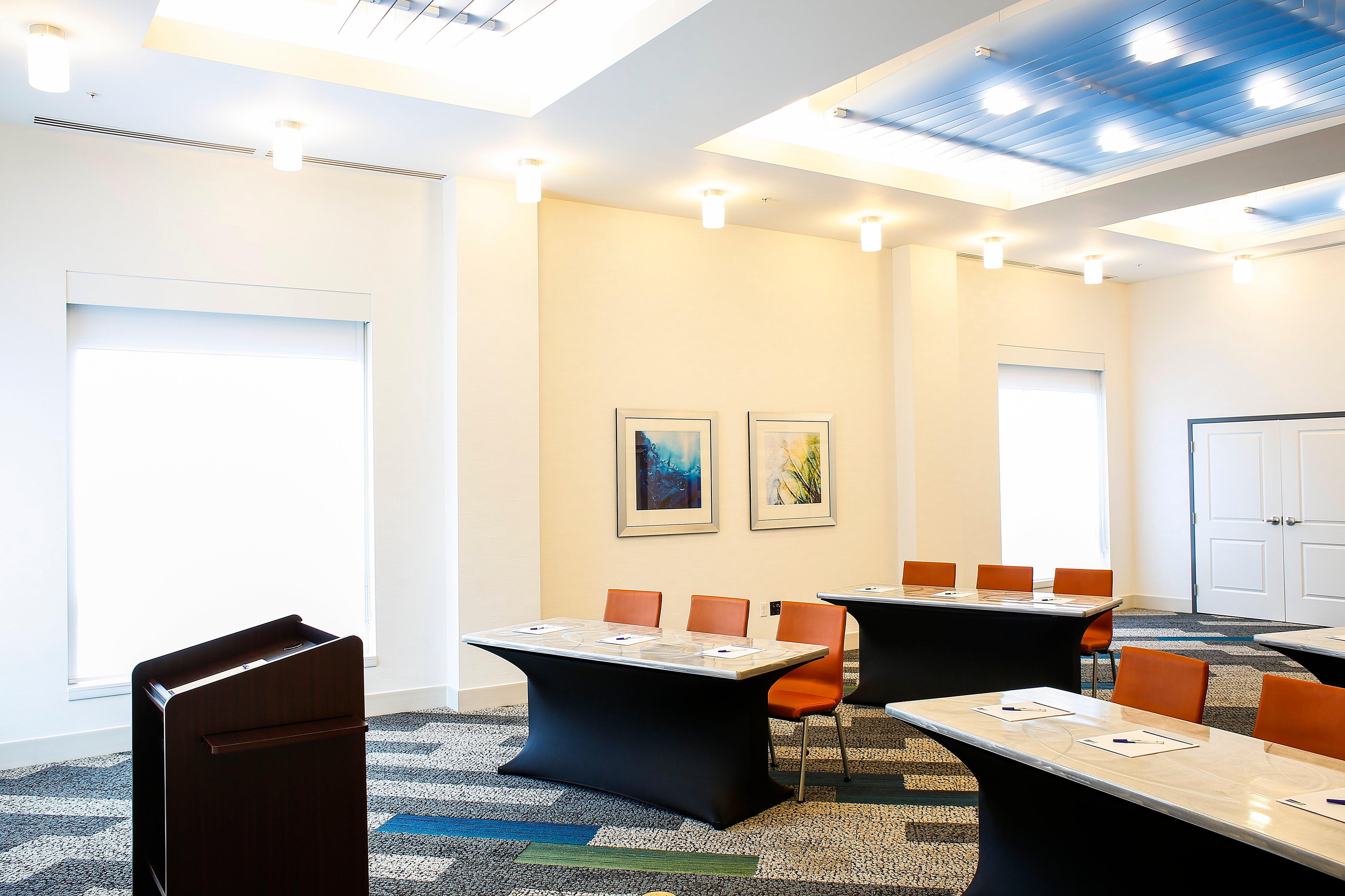 Holiday Inn Express & Suites Downtown Louisville By Ihg Dış mekan fotoğraf