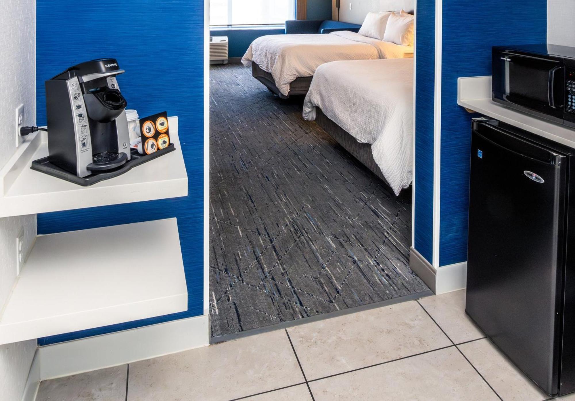 Holiday Inn Express & Suites Downtown Louisville By Ihg Dış mekan fotoğraf