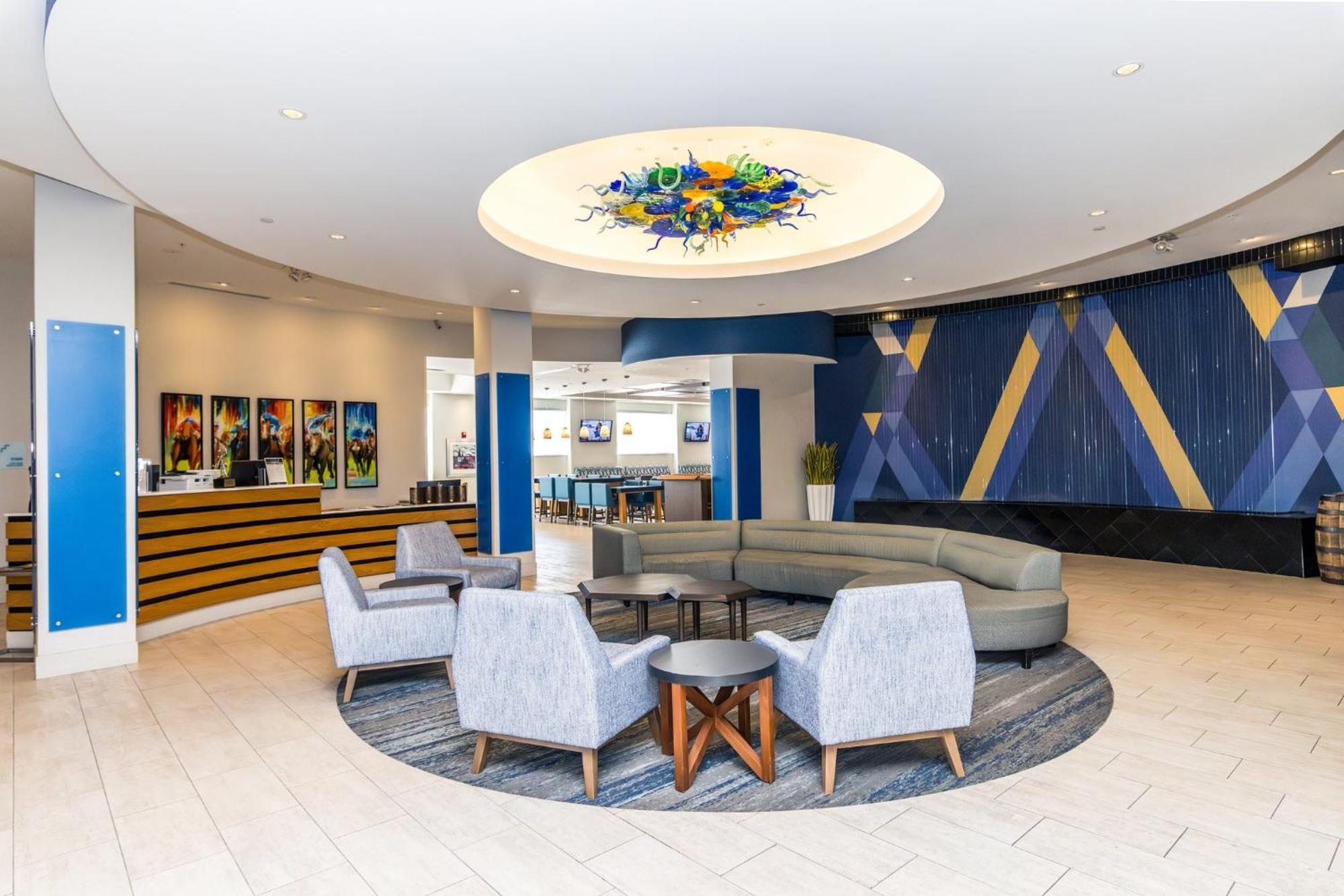 Holiday Inn Express & Suites Downtown Louisville By Ihg Dış mekan fotoğraf