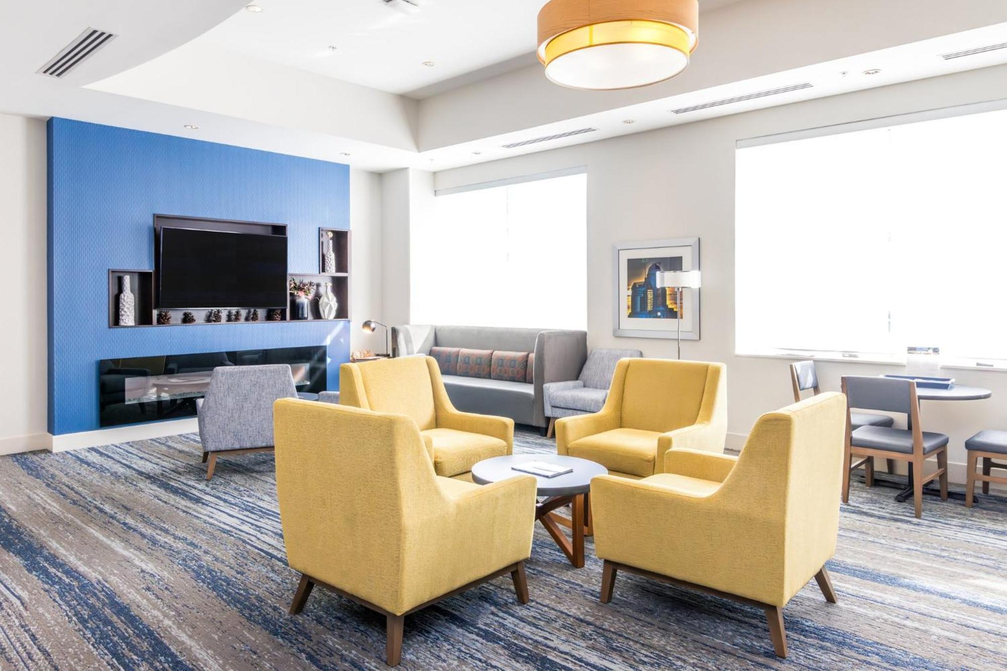 Holiday Inn Express & Suites Downtown Louisville By Ihg Dış mekan fotoğraf